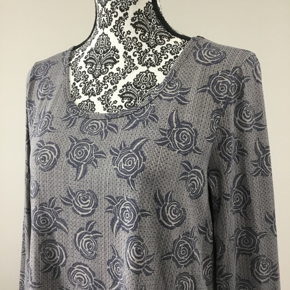 LulaRoe Simply Comfortable Rose Print Long Sleeve High Low Top L - Picture 4 of 13